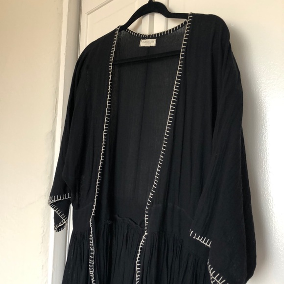 Black Kaftan from Wanderlust, Tulum - Picture 5 of 8